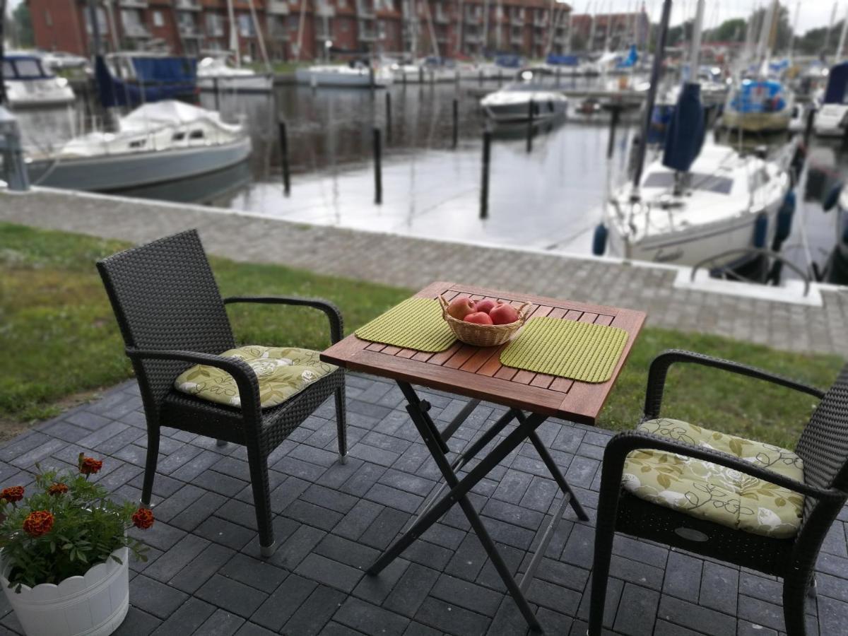 Fewo "Hafenblick" Ueckermunde Luaran gambar