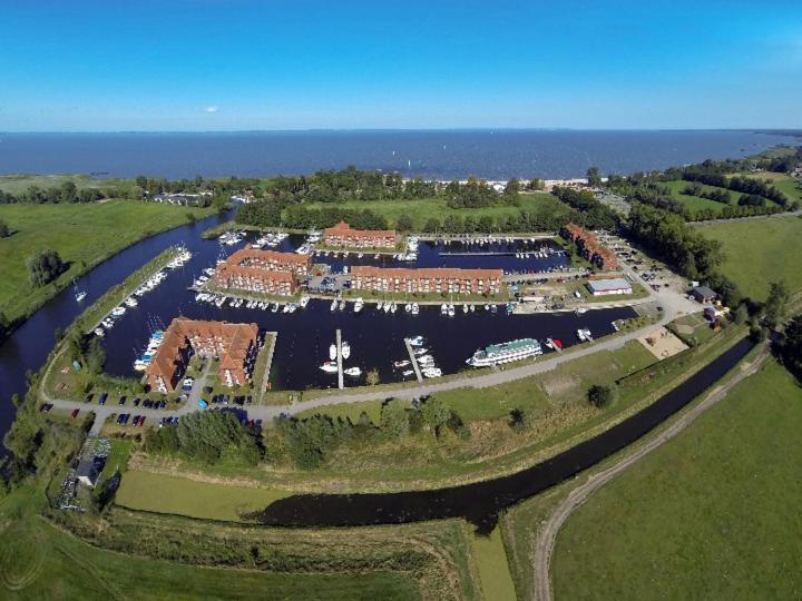 Fewo "Hafenblick" Ueckermunde Luaran gambar
